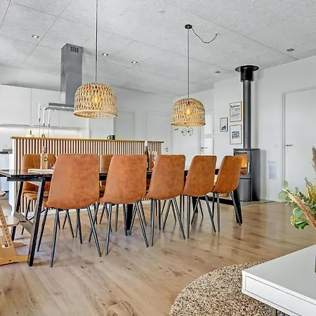 Tatil Evi Beach Front Home In Haderslev With Sauna *